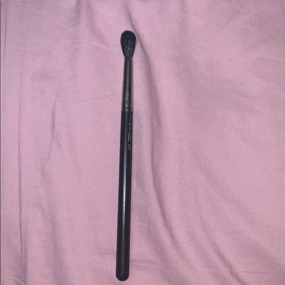 MAC 224 BRUSH
